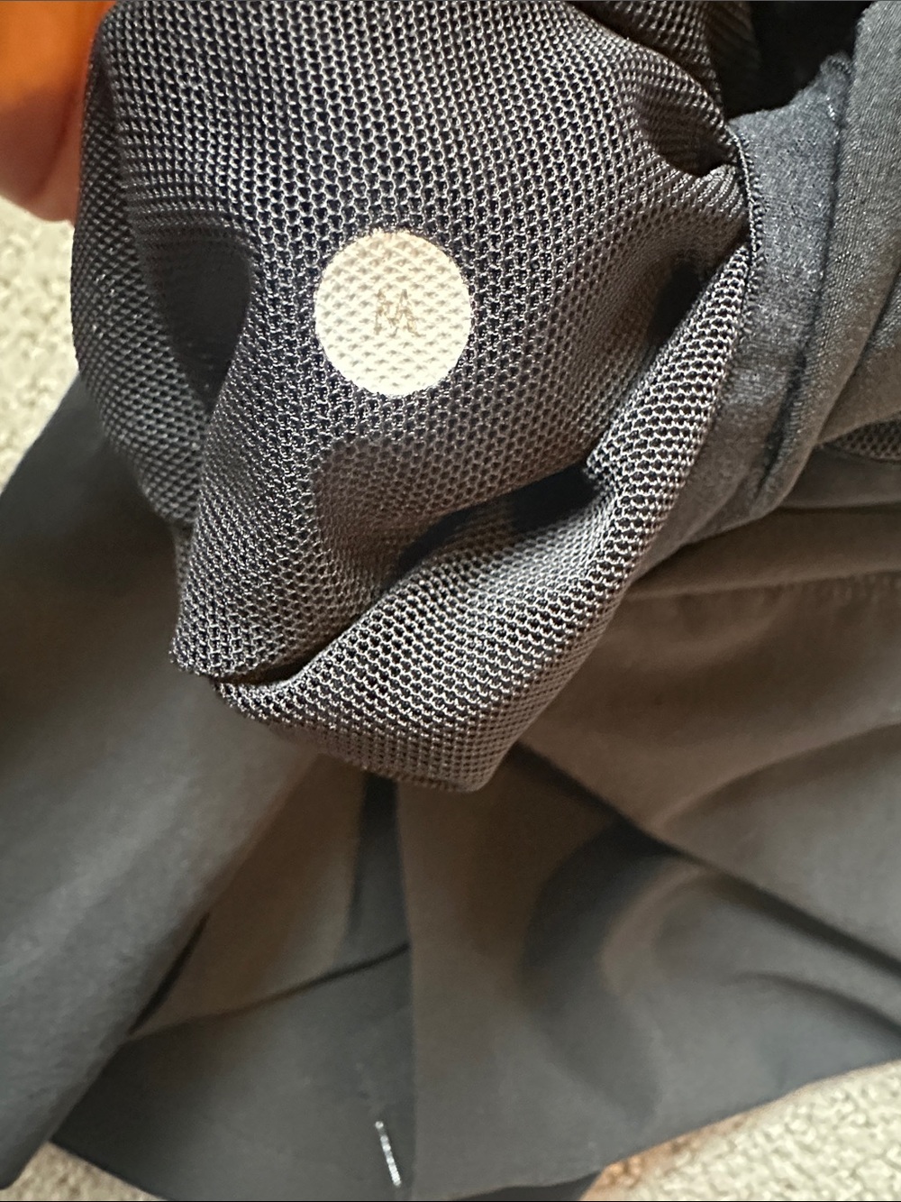 Lululemon Men's Black Athletic 5" Running Shorts w/ reflective detailing - Picture 6 of 6